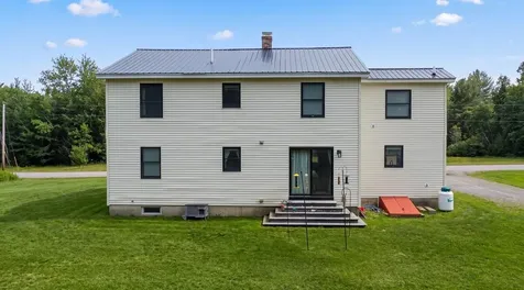 59 Vanner Road Washington ME 04574
