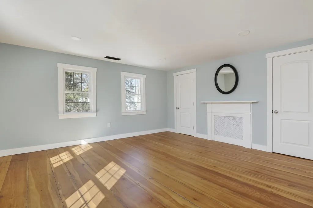 259 Falmouth Road Falmouth ME 04105