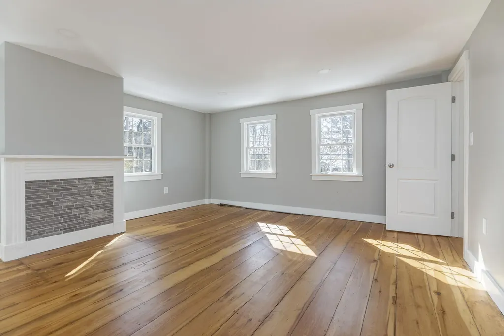 259 Falmouth Road Falmouth ME 04105