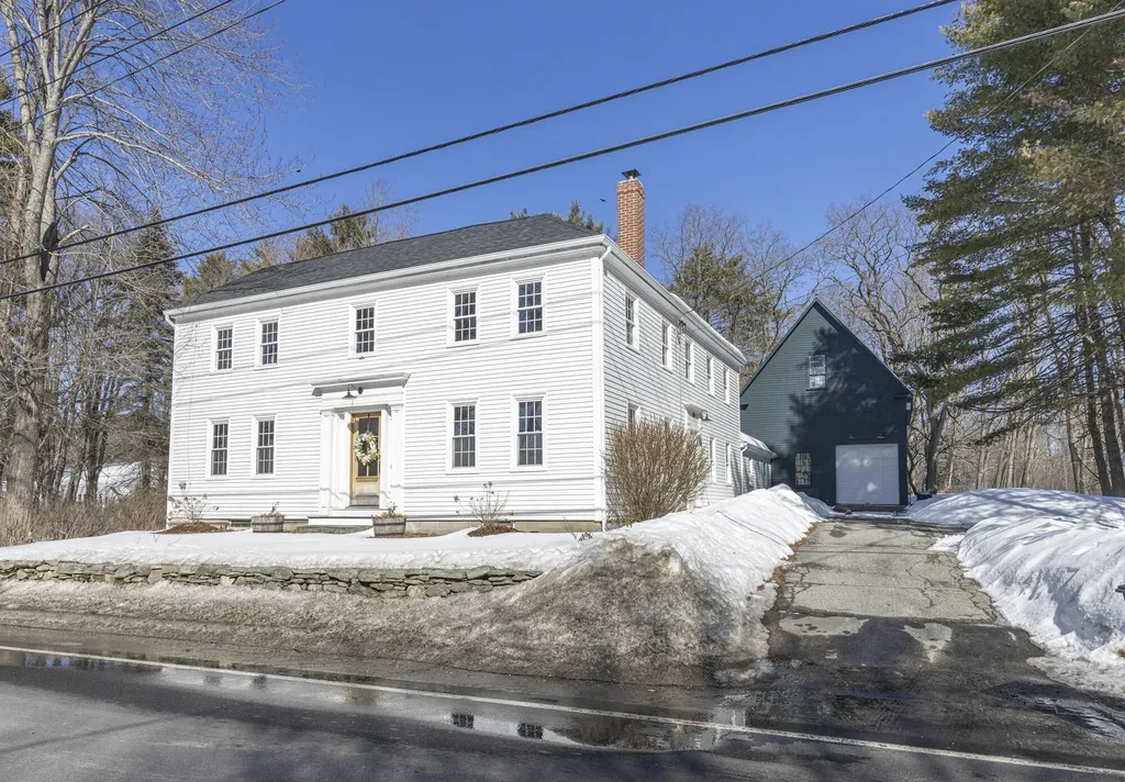 259 Falmouth Road Falmouth ME 04105