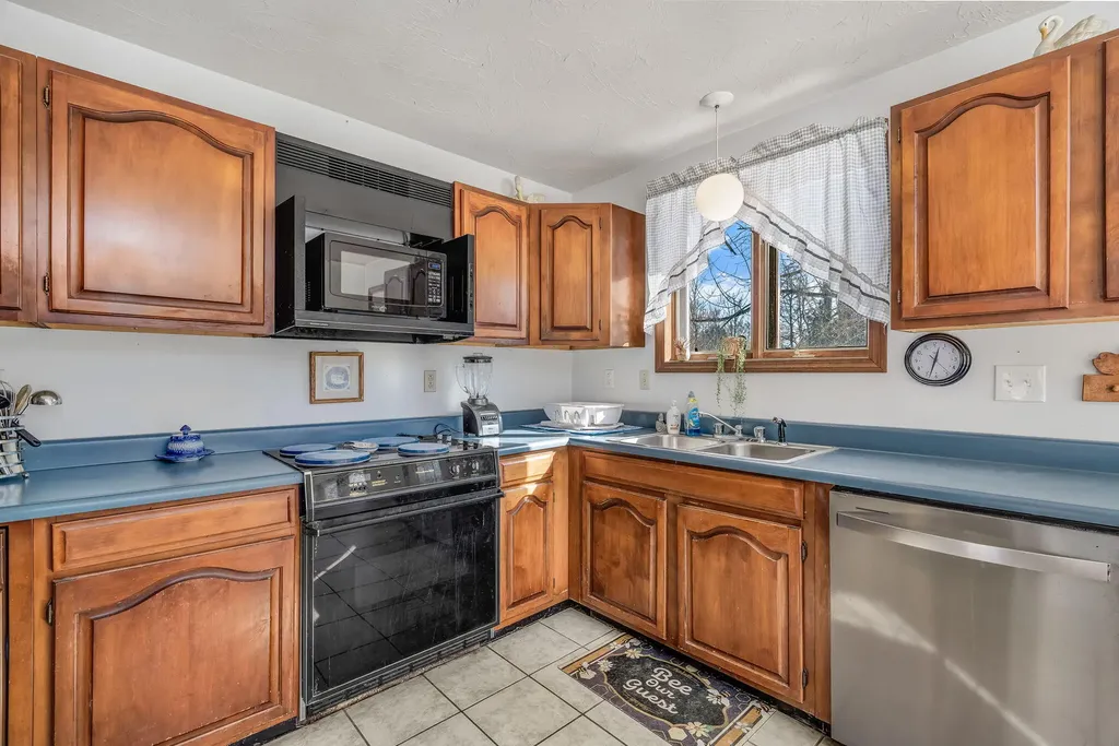 103 Shady Lane Canaan ME 04924