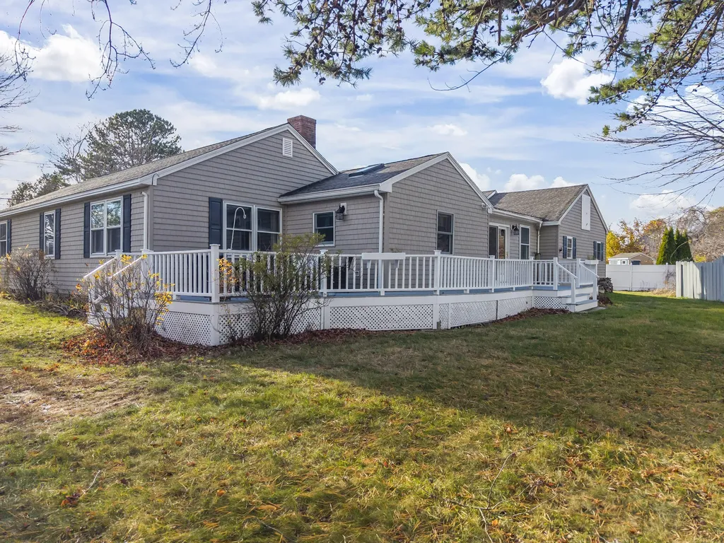 48 Howard Avenue Wells ME 04090