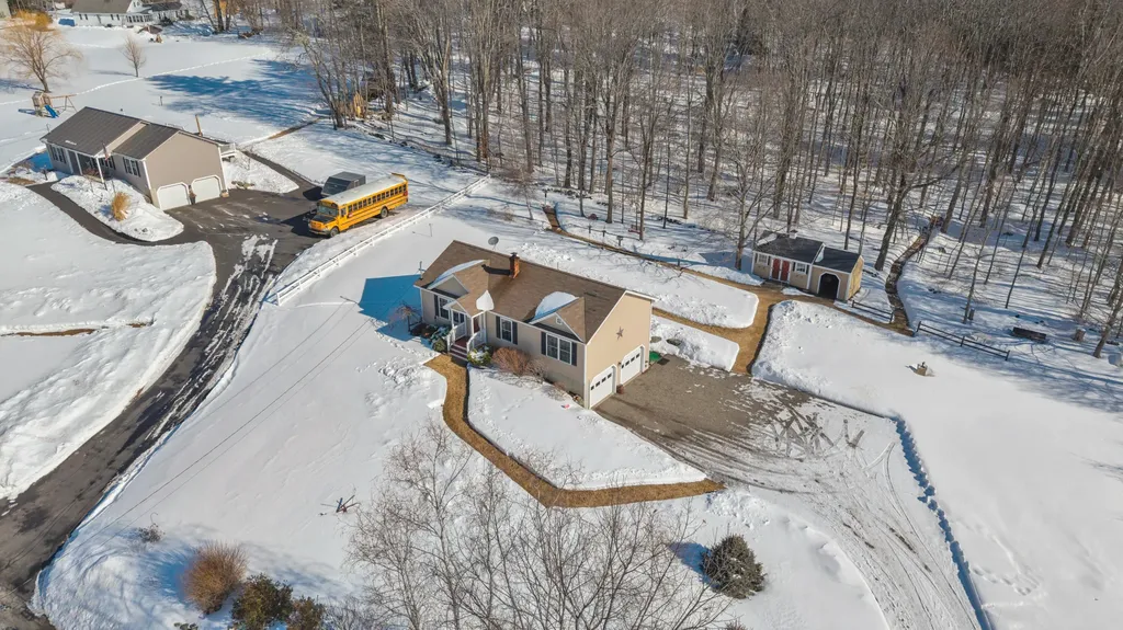 147 Ridley Road Sanford ME 04073