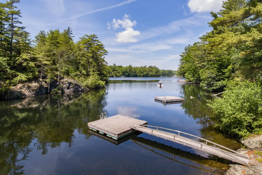 315 Beaucaire Avenue Camden ME 04843