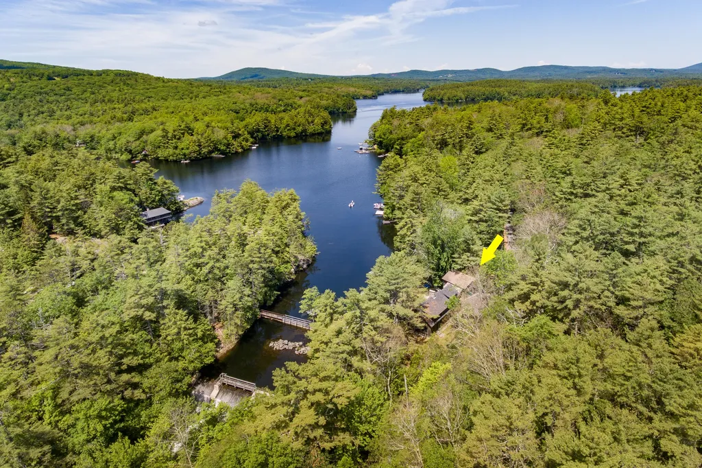 315 Beaucaire Avenue Camden ME 04843