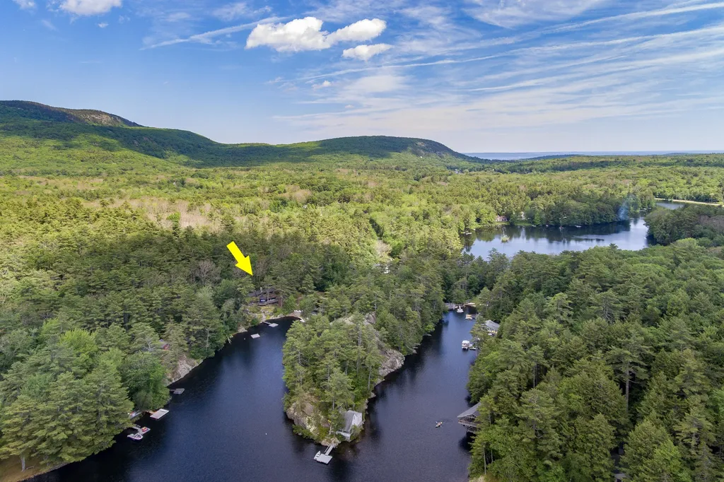 315 Beaucaire Avenue Camden ME 04843