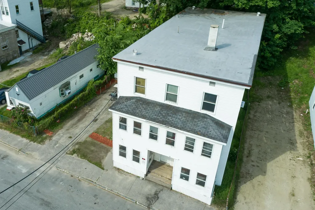 323 Cumberland Street Rumford ME 04276