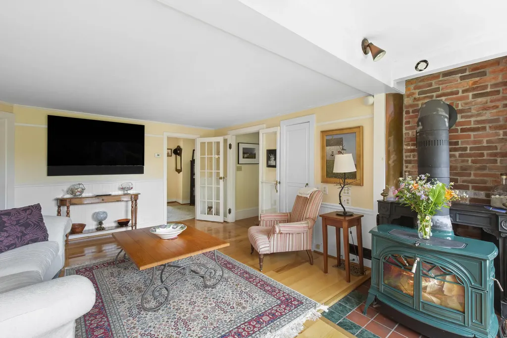 48 Sea Street Rockport ME 04856