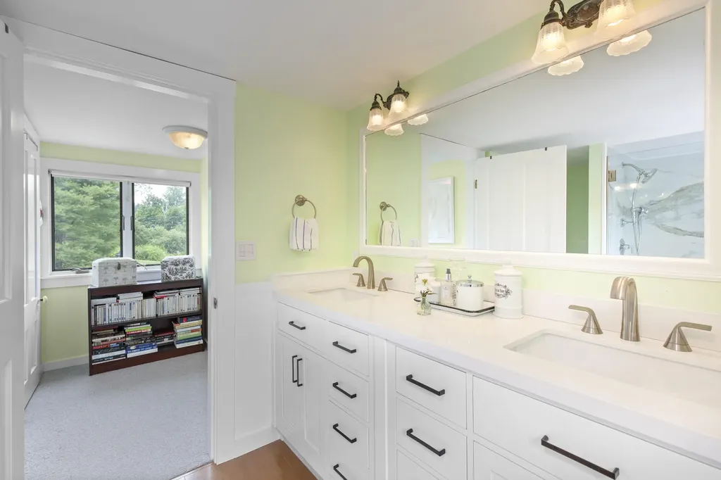 48 Sea Street Rockport ME 04856