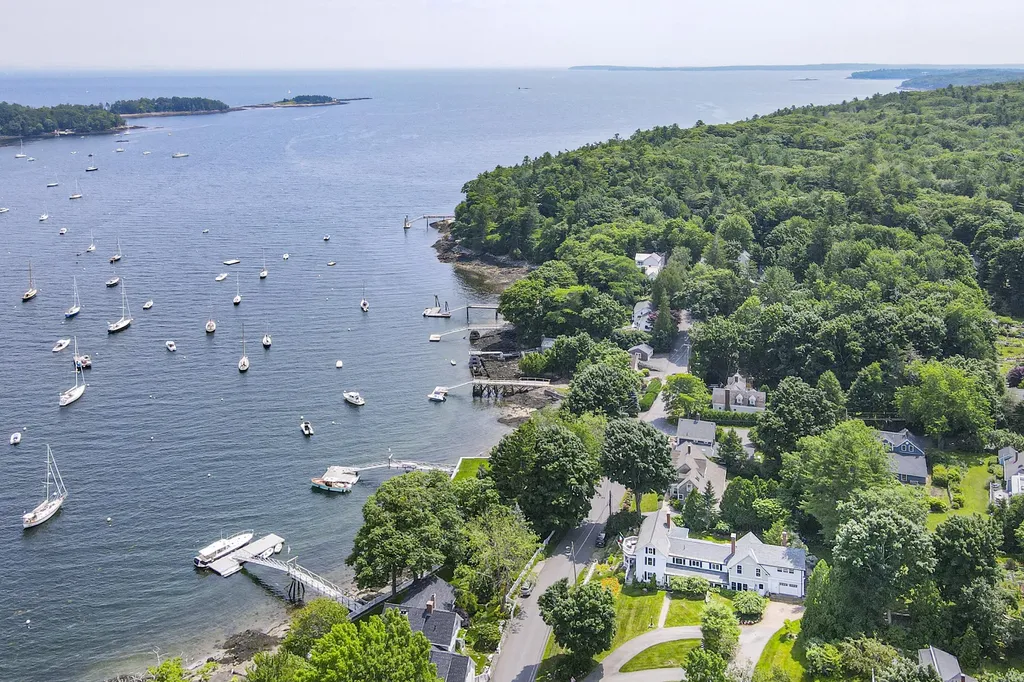 48 Sea Street Rockport ME 04856
