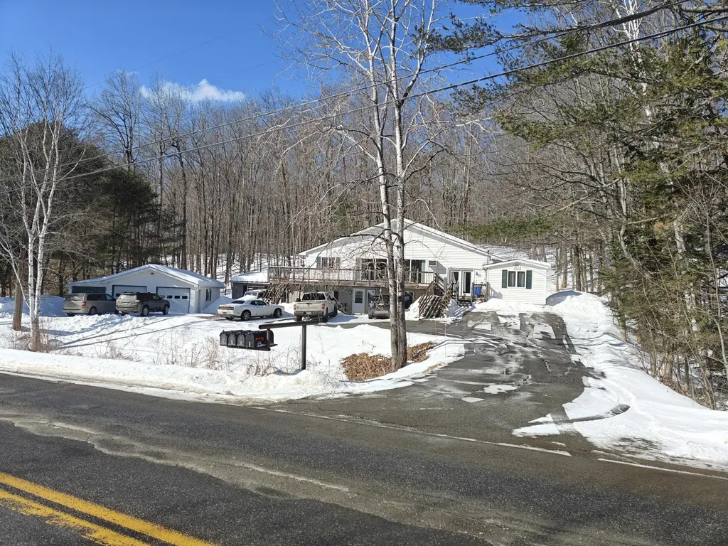 516 Eight Rod Road Augusta ME 04330
