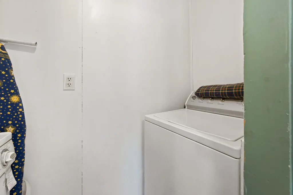 845 River Road Orrington ME 04474