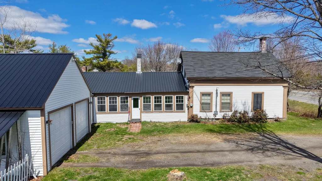 845 River Road Orrington ME 04474