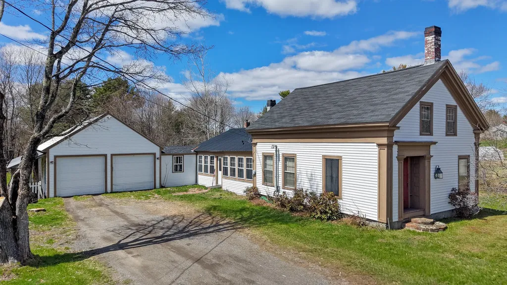 845 River Road Orrington ME 04474