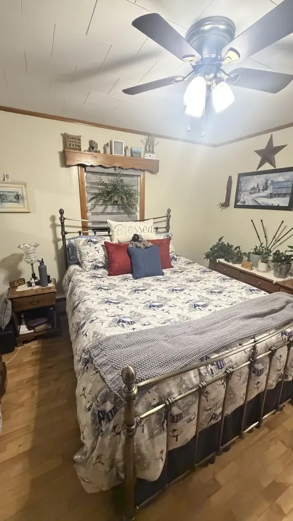 18 Winter Street Millinocket ME 04462