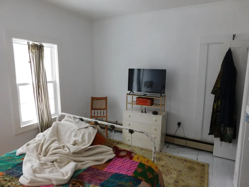 25 Central Street Ellsworth ME 04605