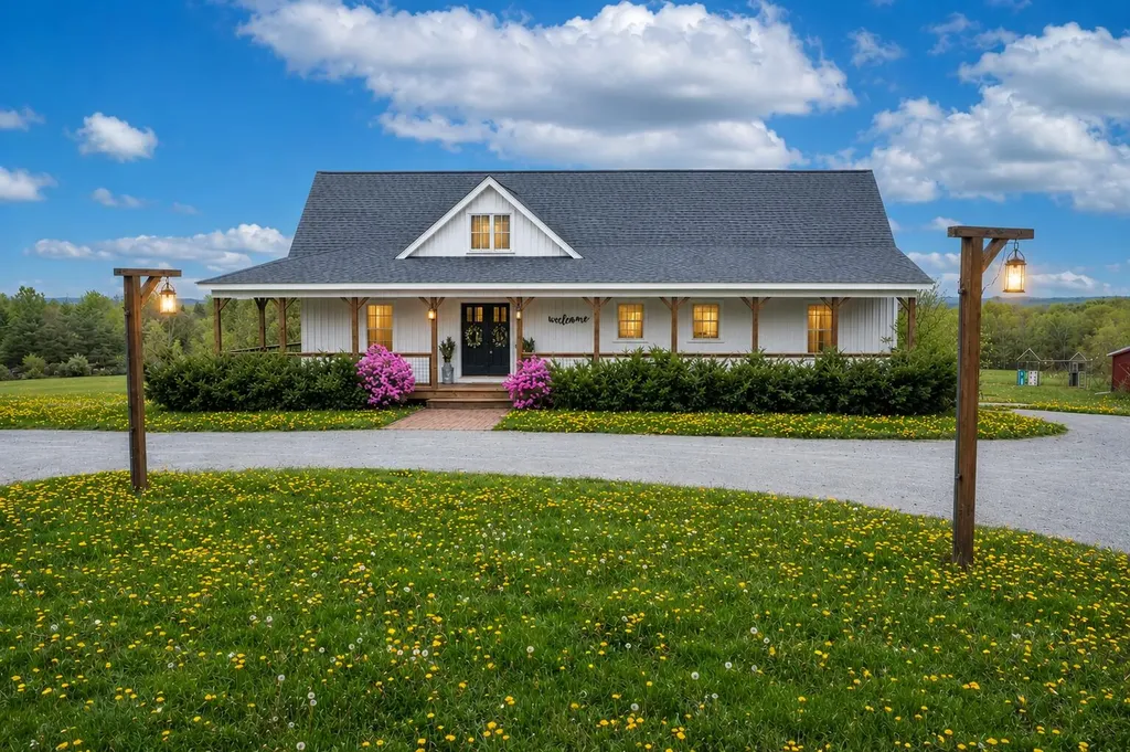 125 Shaw Hill Road Hampden ME 04444