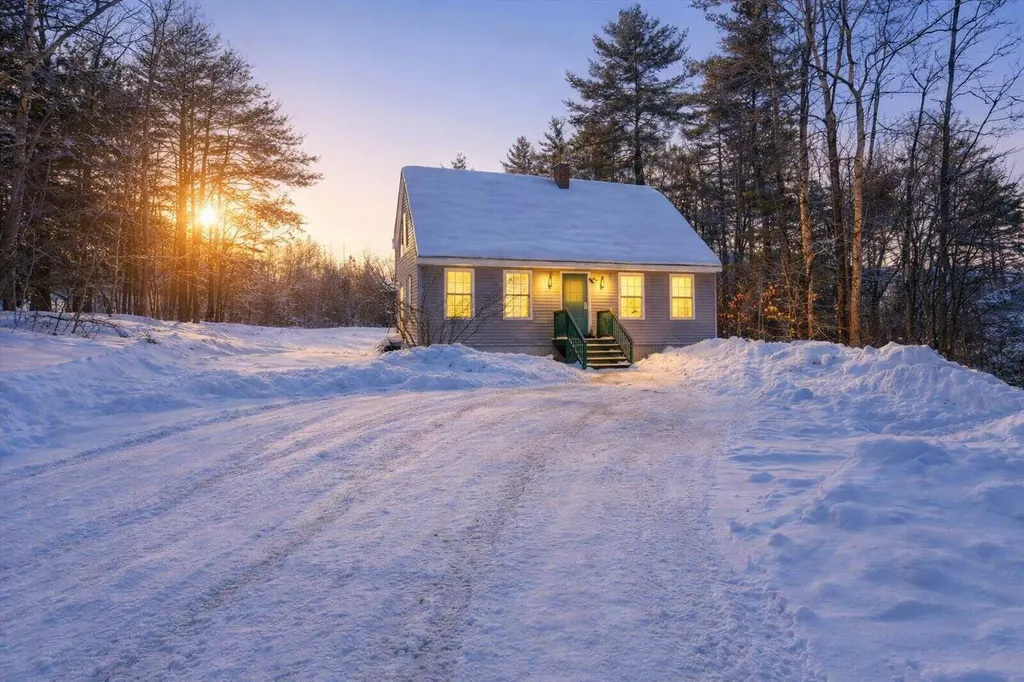 374 New Dam Road Waterboro ME 04061