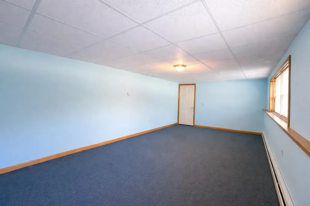 2094 Glenwood Avenue Hermon ME 04401