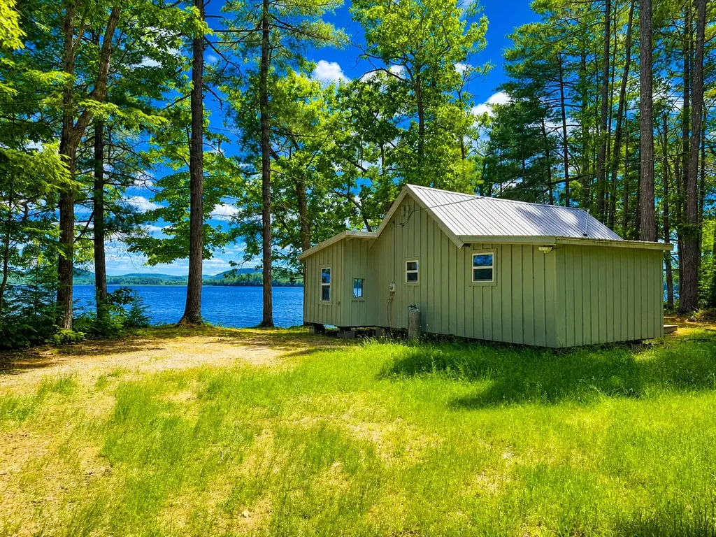 36 Sunset Point Drive Bradley ME 04411
