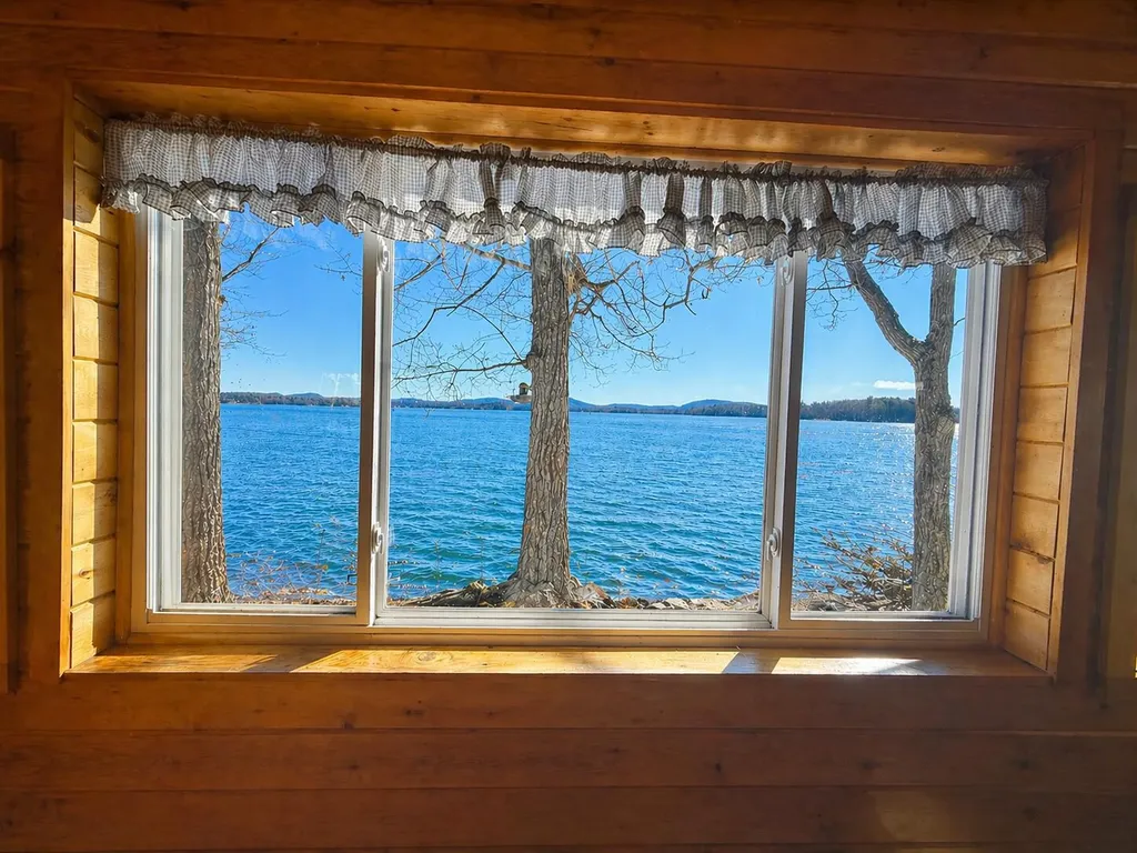 36 Sunset Point Drive Bradley ME 04411