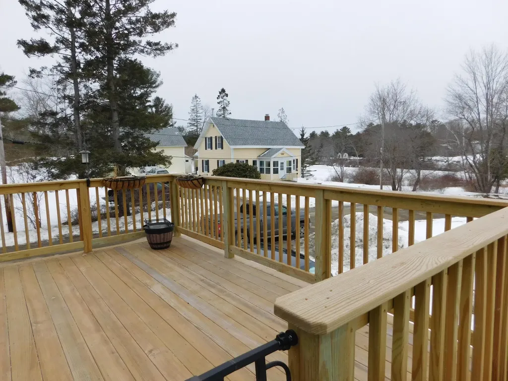 25 Central Street Ellsworth ME 04605