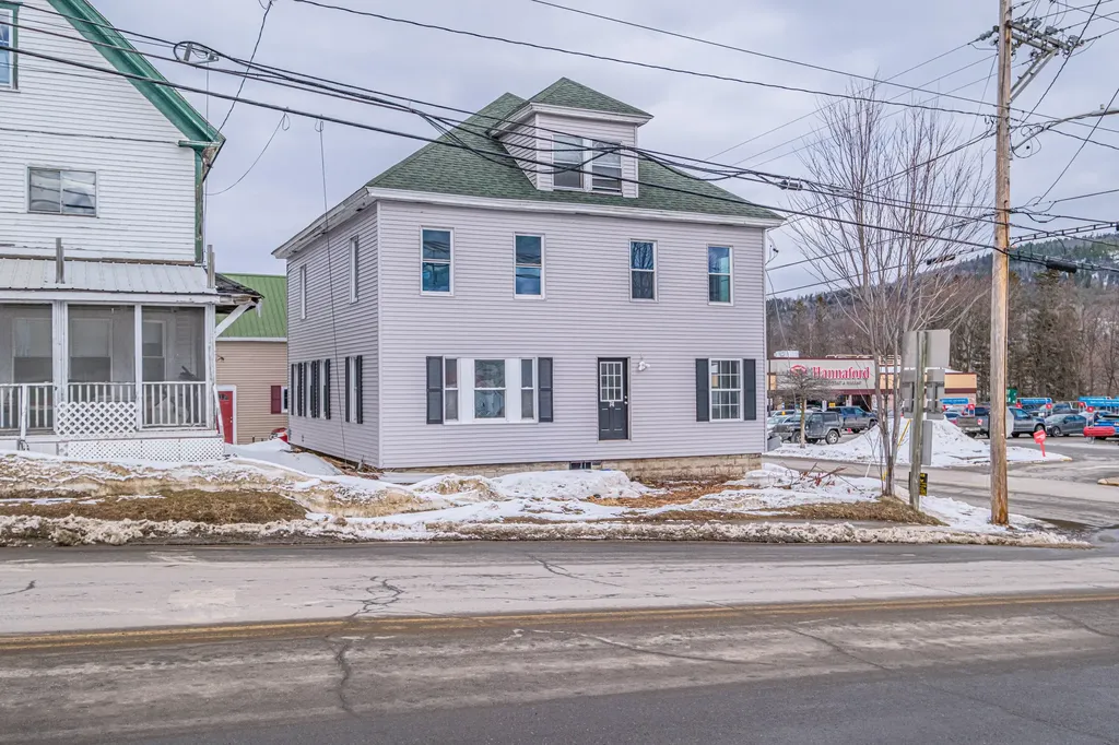 74 Lincoln Avenue Rumford ME 04276
