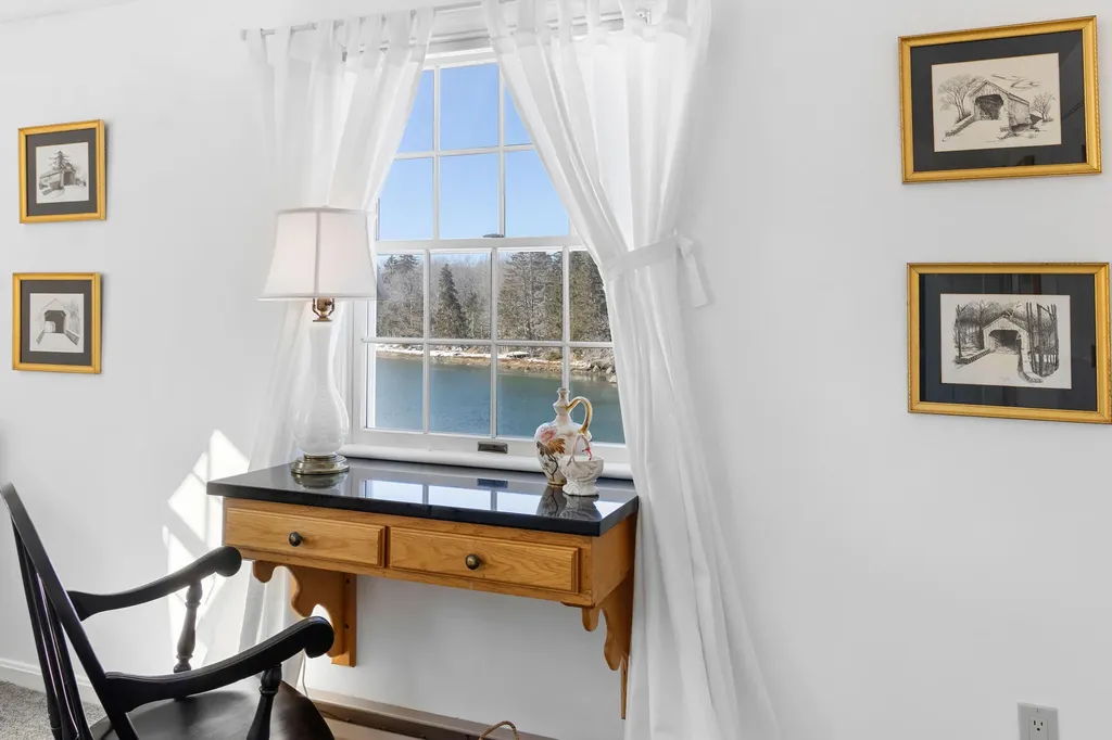 156 Scraggle Point Road Saint George ME 04860