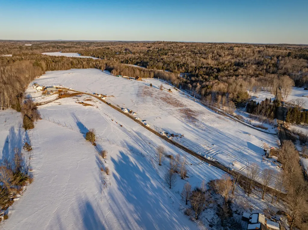 68 Pullen Road Dexter ME 04930