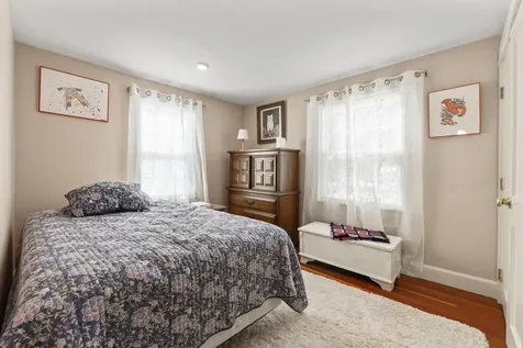 47 Pleasant Hill Road Falmouth ME 04105