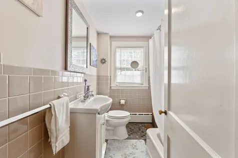 47 Pleasant Hill Road Falmouth ME 04105
