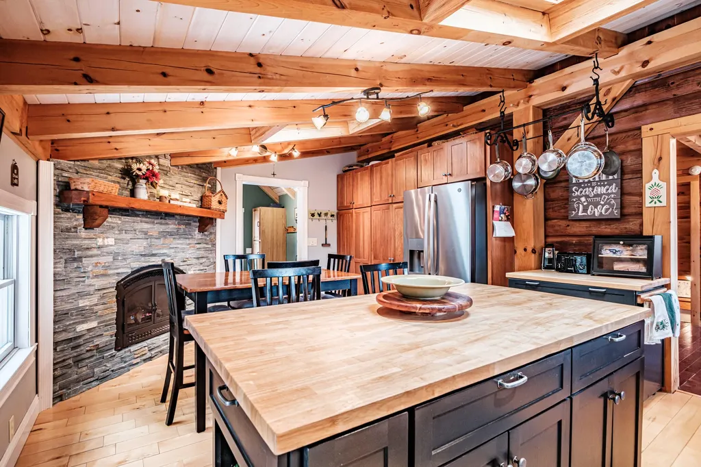 128 Oak Hill Drive Woodstock ME 04219
