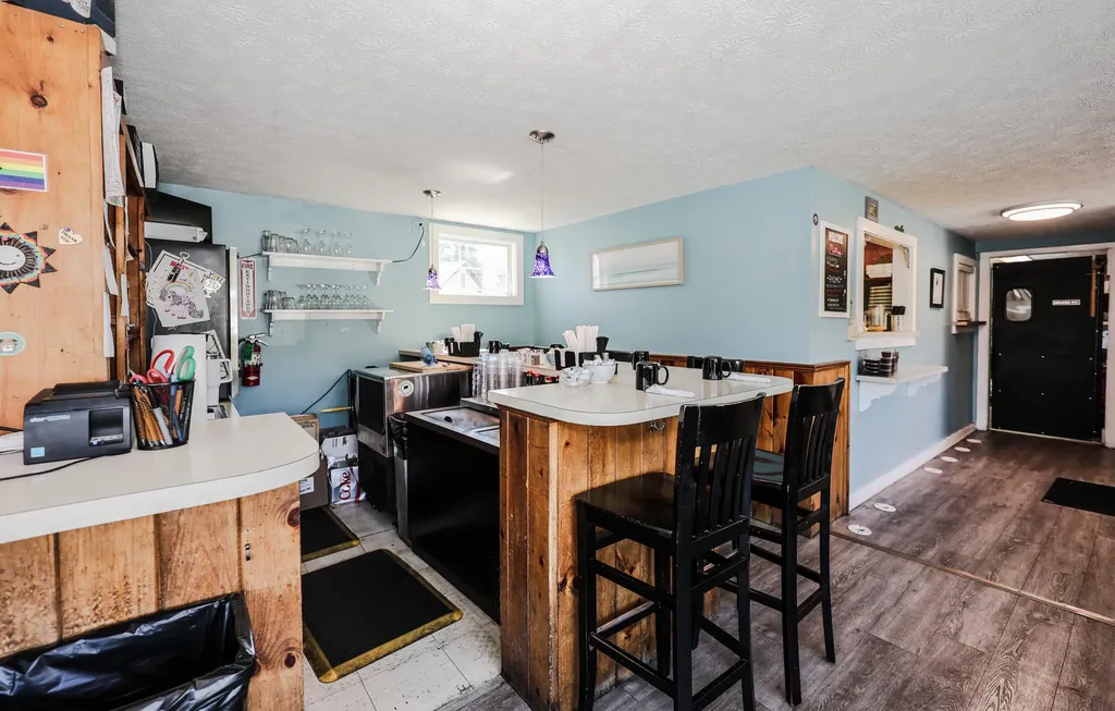 30 York Street Kennebunk ME 04043