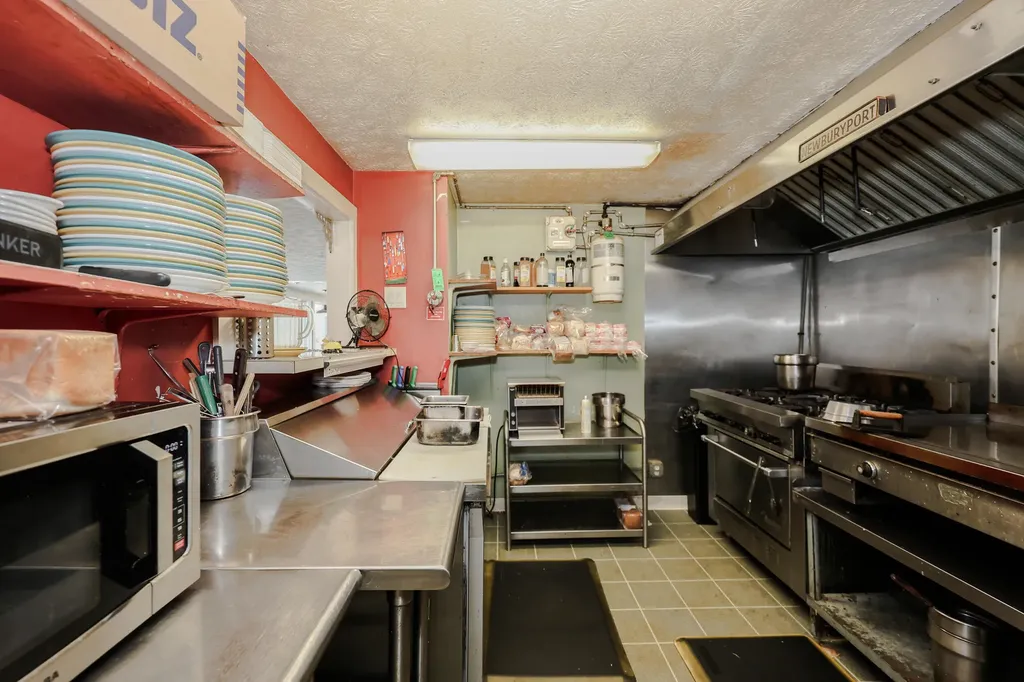 30 York Street Kennebunk ME 04043