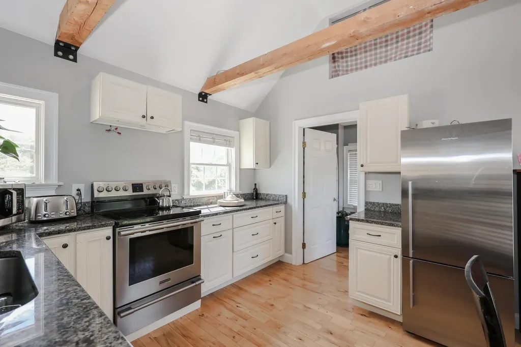 30 York Street Kennebunk ME 04043