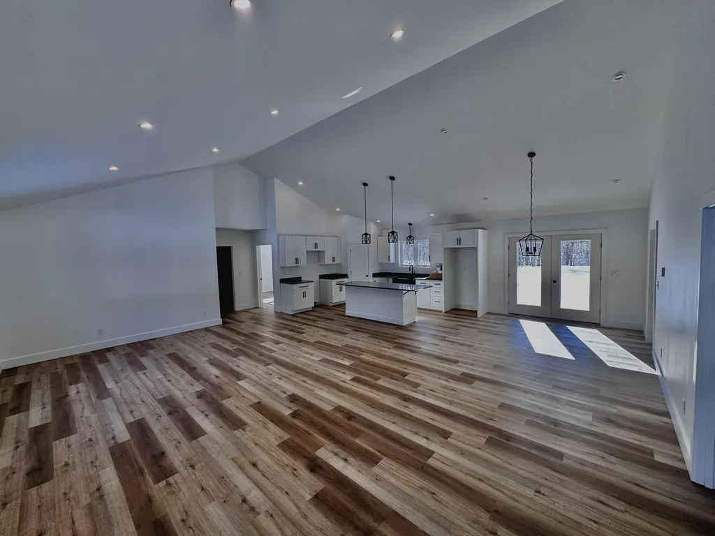 12 Hardwood Lane Oakland ME 04963