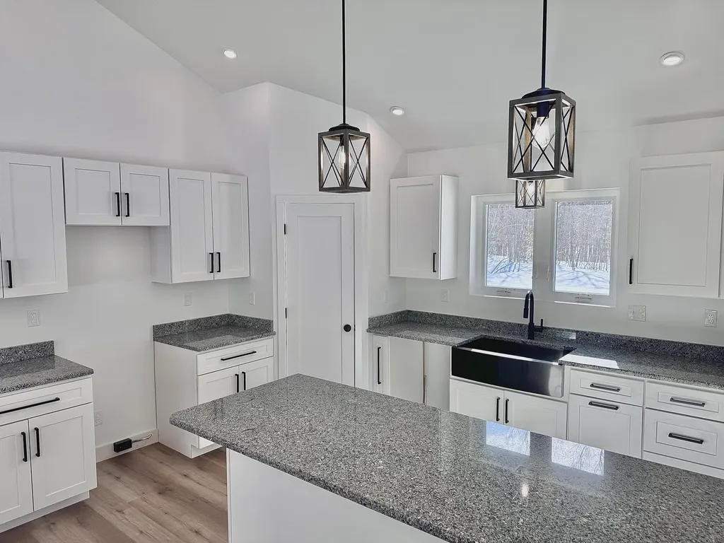 12 Hardwood Lane Oakland ME 04963