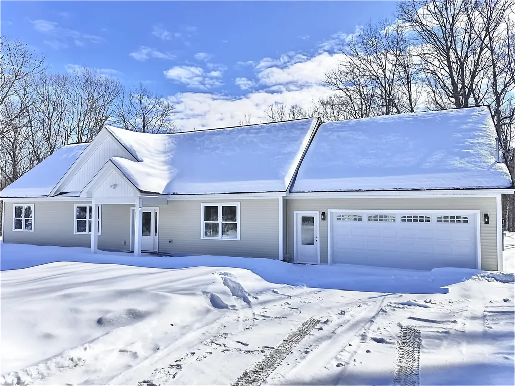 12 Hardwood Lane Oakland ME 04963