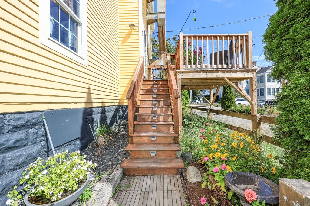 30 York Street Kennebunk ME 04043
