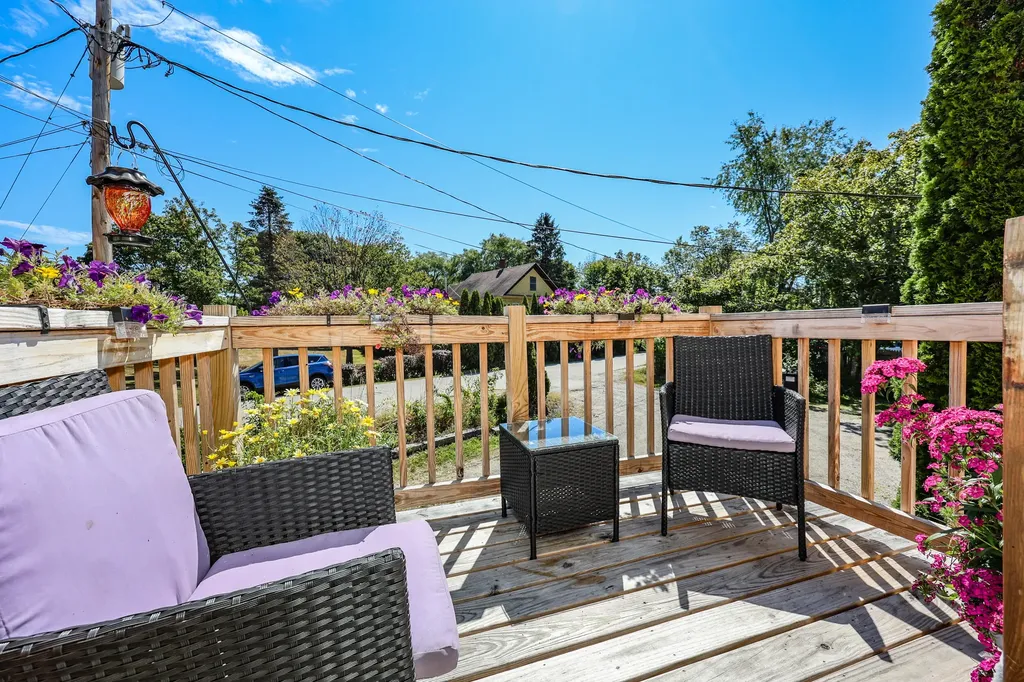 30 York Street Kennebunk ME 04043