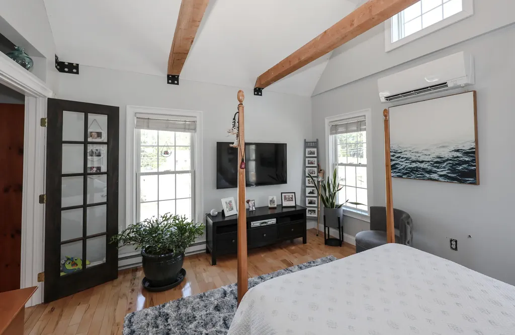 30 York Street Kennebunk ME 04043