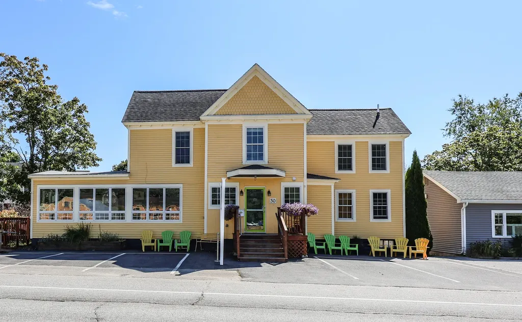 30 York Street Kennebunk ME 04043