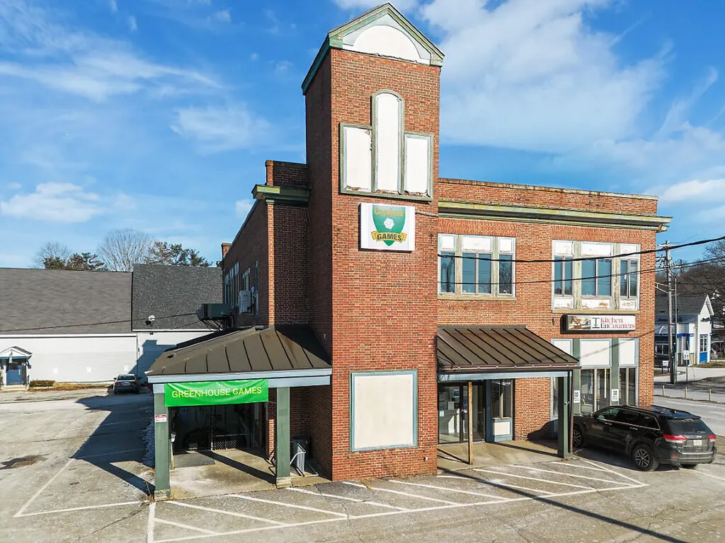 2 Bangor Street Augusta ME 04330