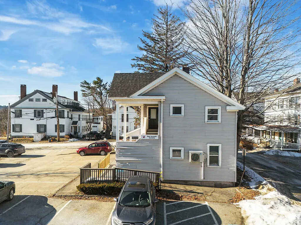 2 Bangor Street Augusta ME 04330