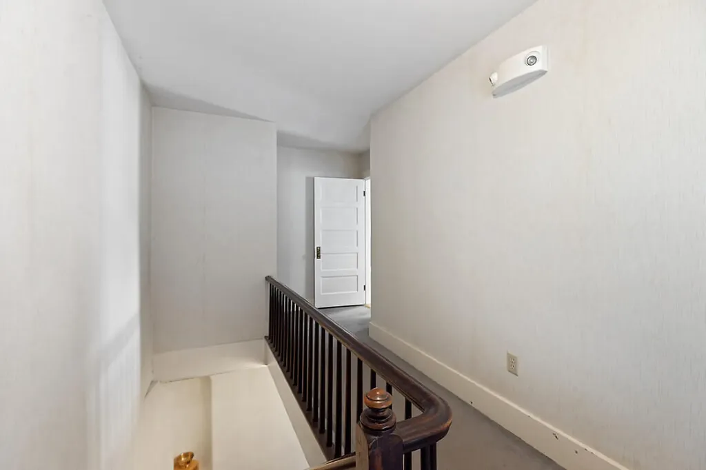 2 Bangor Street Augusta ME 04330