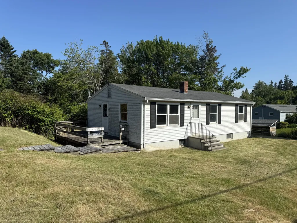 111 N Main Street Stonington ME 04681