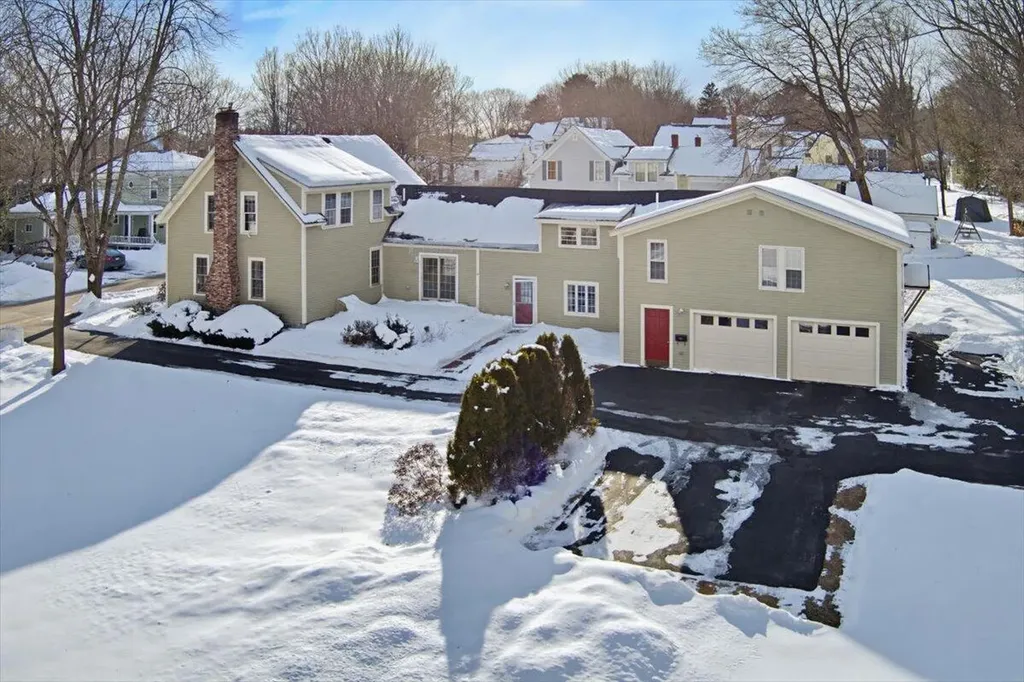15 Green Street Gorham ME 04038