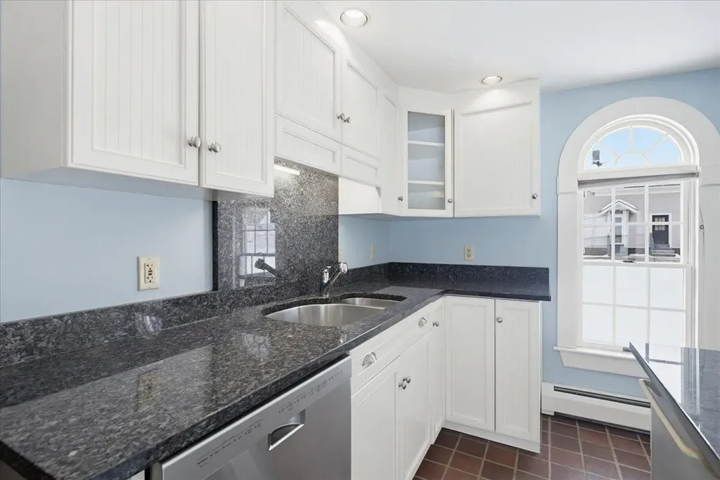 15 Green Street Gorham ME 04038