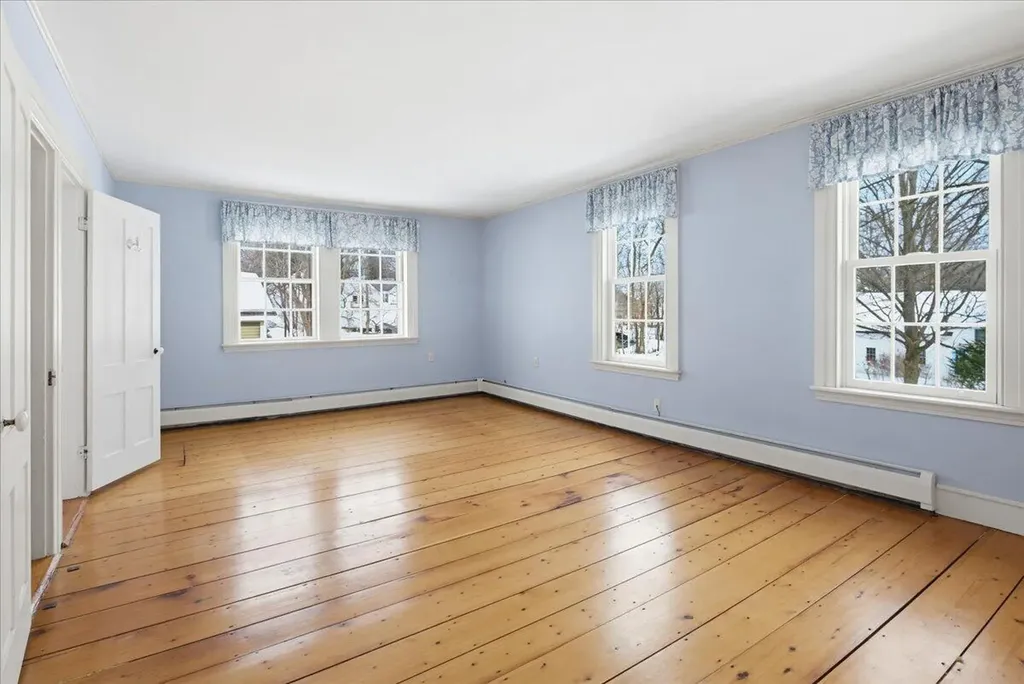 15 Green Street Gorham ME 04038