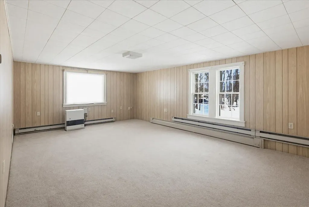 15 Green Street Gorham ME 04038